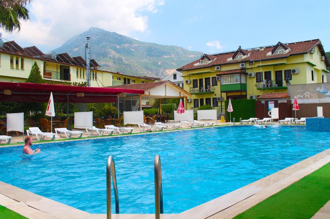 Carmina Hotel Ovacik  Luaran gambar