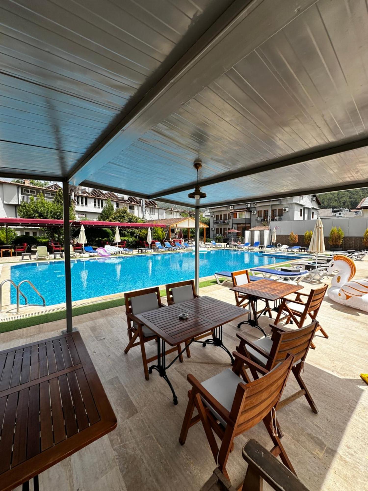 Carmina Hotel Ovacik  Luaran gambar